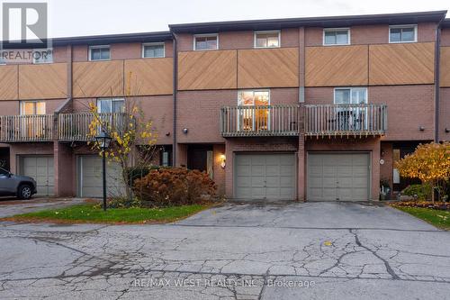 15 - 445 Stone Church Road W, Hamilton, ON - Outdoor With Balcony