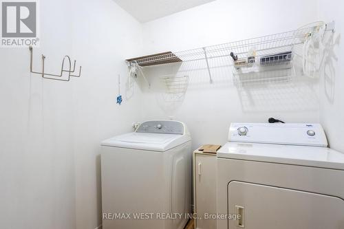 15 - 445 Stone Church Road W, Hamilton, ON - Indoor Photo Showing Laundry Room