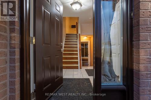 15 - 445 Stone Church Road W, Hamilton, ON - Indoor