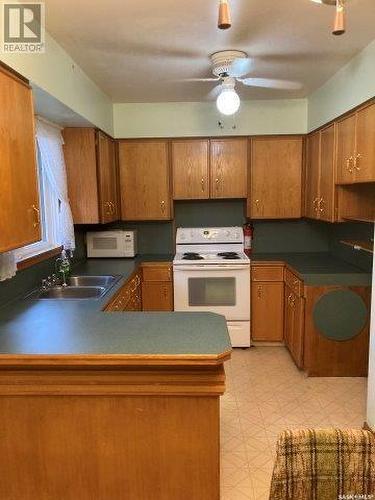 Willow Bluff Ranch Inc. Acreage, Ituna Bon Accord Rm No. 246, SK - Indoor Photo Showing Kitchen With Double Sink