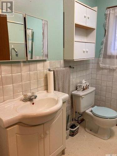 Willow Bluff Ranch Inc. Acreage, Ituna Bon Accord Rm No. 246, SK - Indoor Photo Showing Bathroom