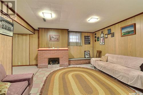 1360 Rothwell Street, Regina, SK - Indoor With Fireplace