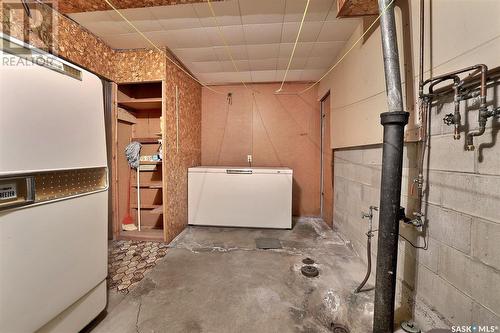 1360 Rothwell Street, Regina, SK - Indoor Photo Showing Basement