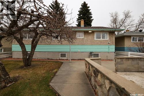 1360 Rothwell Street, Regina, SK - Outdoor