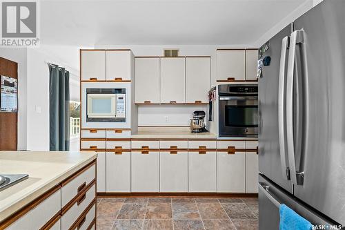 200 Prairie Avenue, Briercrest, SK - Indoor Photo Showing Kitchen