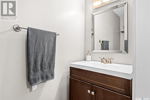 200 Prairie Avenue, Briercrest, SK - Indoor Photo Showing Bathroom