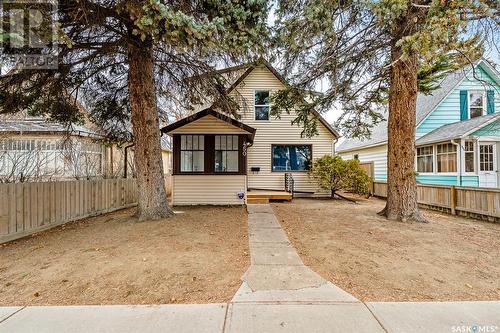 450 Stadacona Street W, Moose Jaw, SK - Outdoor