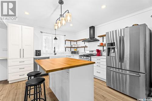 450 Stadacona Street W, Moose Jaw, SK - Indoor Photo Showing Kitchen