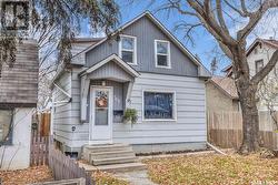 315 I AVENUE N  Saskatoon, SK S7L 2G5