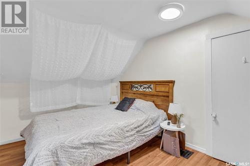 315 I Avenue N, Saskatoon, SK - Indoor Photo Showing Bedroom