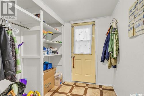 315 I Avenue N, Saskatoon, SK - Indoor With Storage