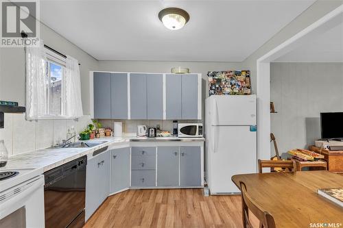 315 I Avenue N, Saskatoon, SK - Indoor Photo Showing Kitchen