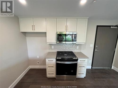 140 Main Street East Unit# 208, Kingsville, ON - Indoor Photo Showing Kitchen