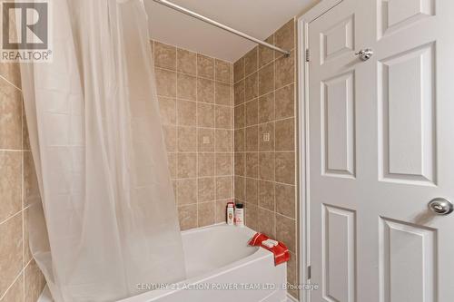 420 Harvest Valley Drive, Ottawa, ON - Indoor Photo Showing Bathroom