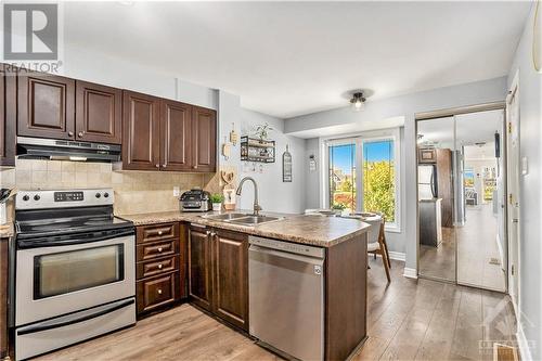 644 Lakeridge Drive, Ottawa, ON - Indoor Photo Showing Kitchen With Double Sink