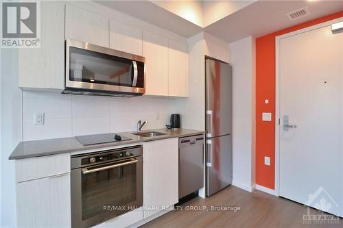 716 - 105 Champagne Avenue S, Ottawa, ON - Indoor Photo Showing Kitchen With Stainless Steel Kitchen