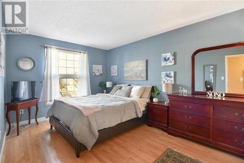 53 Cambridge Crescent, Brockville (810 - Brockville), ON - Indoor Photo Showing Bedroom