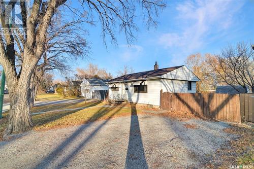 247 Smith Street, Regina, SK - Outdoor