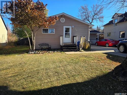 358 Prince Edward Street, Melville, SK - Outdoor