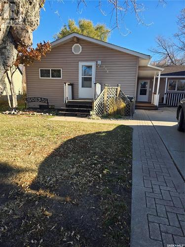 358 Prince Edward Street, Melville, SK - Outdoor