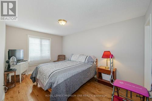 2382 Sequoia Way, Oakville, ON - Indoor Photo Showing Bedroom