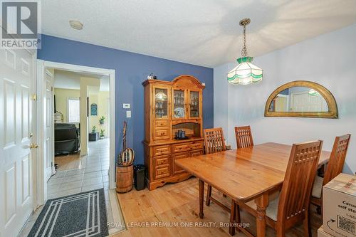 2382 Sequoia Way, Oakville, ON - Indoor Photo Showing Dining Room