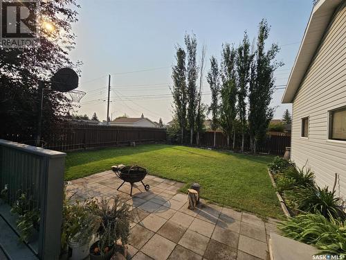 121 19Th Street, Battleford, SK - Outdoor With Backyard