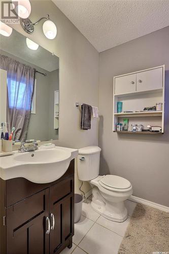 3180 Grey Owl Crescent, Prince Albert, SK - Indoor Photo Showing Bathroom