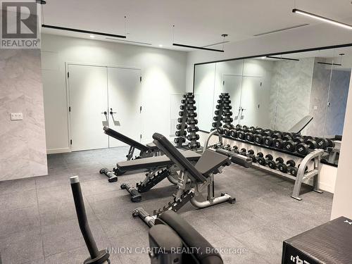 1310 - 127 Broadway Avenue, Toronto, ON - Indoor Photo Showing Gym Room