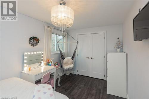 987 Tilley Street, North Bay, ON - Indoor Photo Showing Bedroom