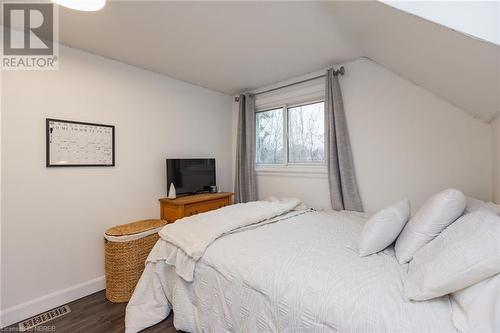 987 Tilley Street, North Bay, ON - Indoor Photo Showing Bedroom