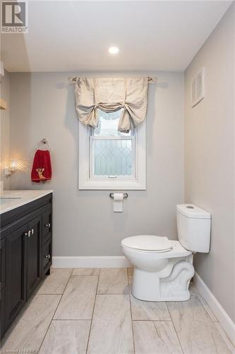 987 Tilley Street, North Bay, ON - Indoor Photo Showing Bathroom