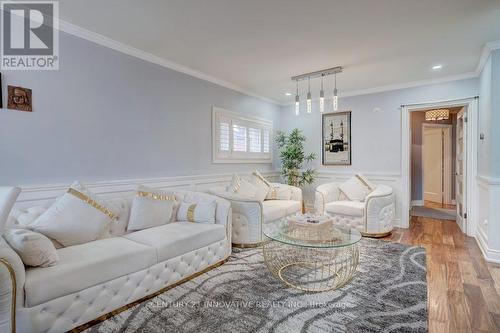 24 Leahurst Drive, Toronto, ON - Indoor Photo Showing Living Room