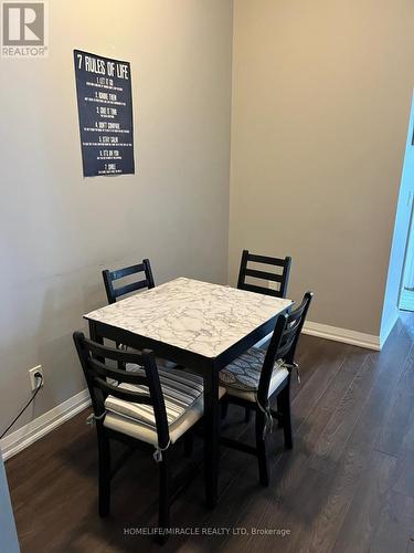 815 - 30 Meadowglen Place, Toronto, ON - Indoor Photo Showing Dining Room