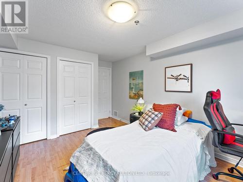 216 - 684 Warden Avenue, Toronto, ON - Indoor Photo Showing Bedroom