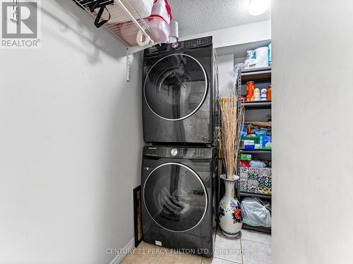 216 - 684 Warden Avenue, Toronto, ON - Indoor Photo Showing Laundry Room