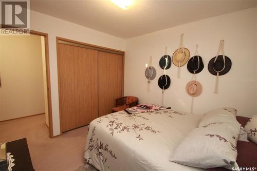 201 1002 108Th Street, North Battleford, SK - Indoor Photo Showing Bedroom