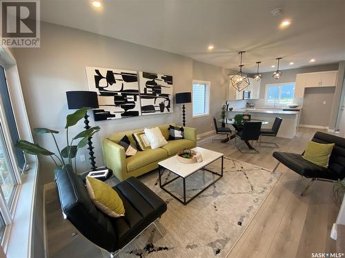 163 Kostiuk Crescent, Saskatoon, SK - Indoor Photo Showing Living Room