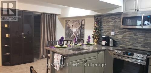 189 Ryerson Road, Oakville, ON - Indoor Photo Showing Kitchen