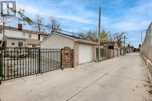 112 Rosethorn Avenue, Toronto, ON - Outdoor With Exterior