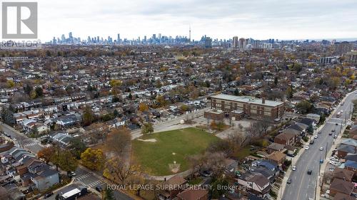 112 Rosethorn Avenue, Toronto, ON - Outdoor With View