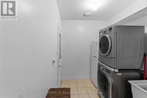 28 Powell Drive, Brampton, ON - Indoor Photo Showing Laundry Room