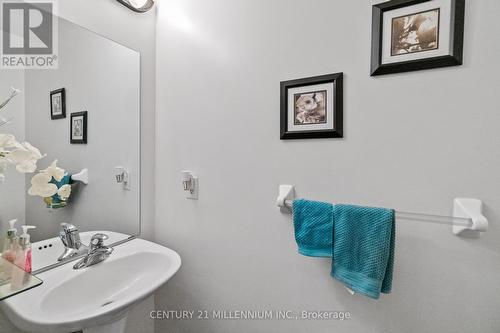 28 Powell Drive, Brampton, ON - Indoor Photo Showing Bathroom