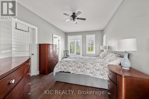 9 - 41 Rosedale Trail, Kawartha Lakes, ON - Indoor Photo Showing Bedroom