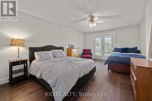 9 - 41 Rosedale Trail, Kawartha Lakes, ON - Indoor Photo Showing Bedroom