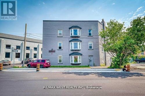 44 Frood Road, Sudbury Remote Area, ON - Outdoor With Facade