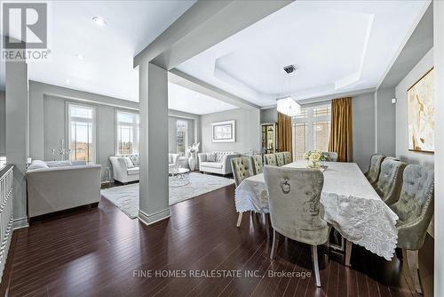 26 Gesher Crescent, Vaughan, ON - Indoor Photo Showing Dining Room