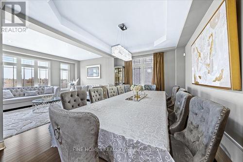 26 Gesher Crescent, Vaughan, ON - Indoor Photo Showing Dining Room