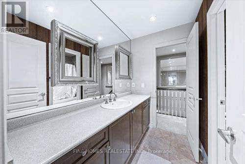 26 Gesher Crescent, Vaughan, ON - Indoor Photo Showing Bathroom