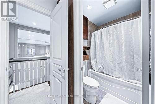 26 Gesher Crescent, Vaughan, ON - Indoor Photo Showing Bathroom